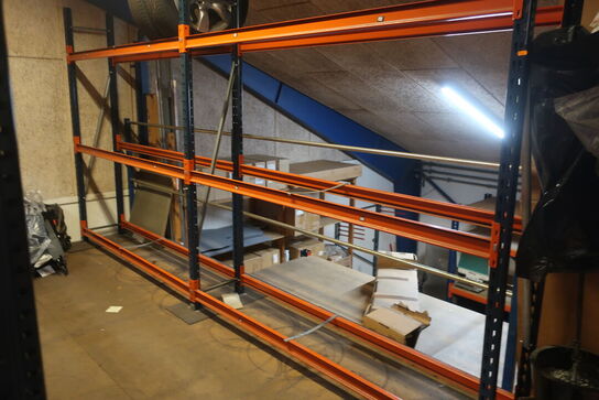 3 fag dækreoler med indhold