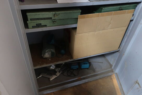 Kemiskab med indhold