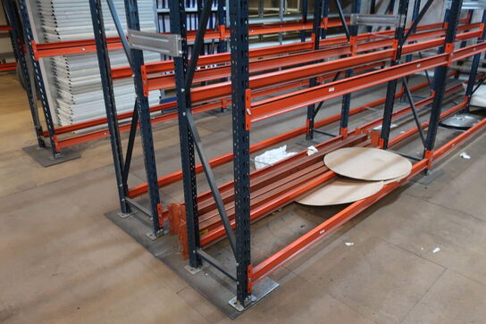 6 fag dækreoler med indhold