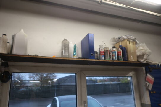 Arbejdsbord med indhold