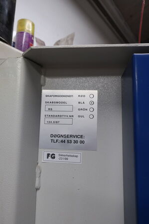 Sikringsskab ROSENGRENS RS (bemærk hul) 