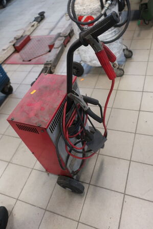 Batterilader DANIA 400