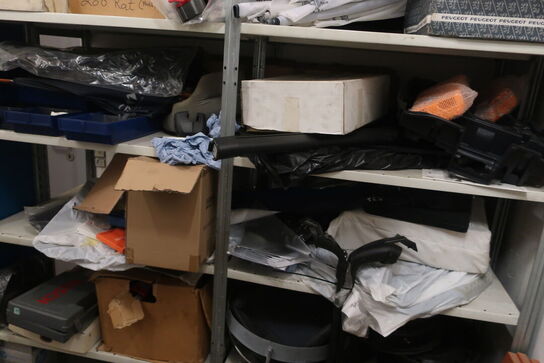 Indhold i rum, undtaget dækreol og dæk/fælge