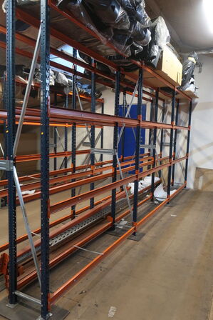 6 fag dækreoler med indhold