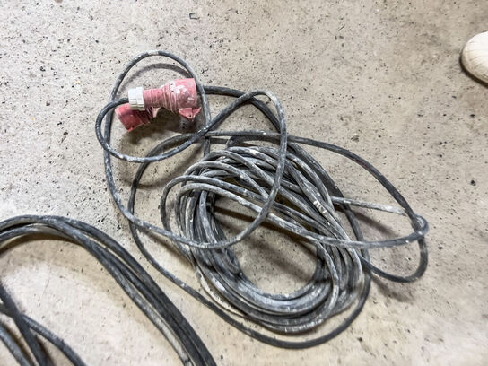 3 stk. kraftige kabler med CEE stik