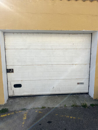Port h2.5 x b2.4m