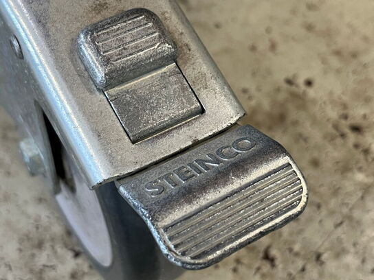 2 Stk. Rulleborde med træplade