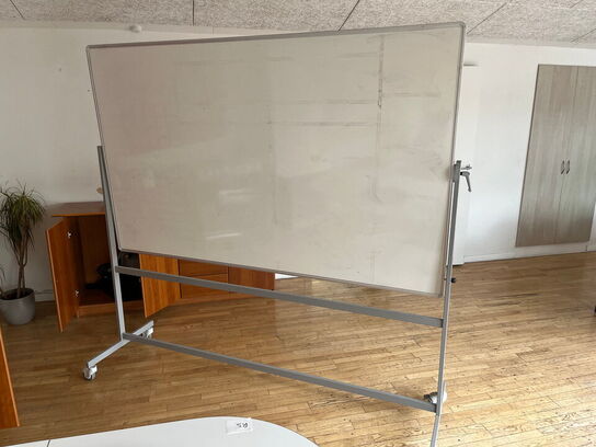 2 Stk. Whiteboards på stativ med hjul