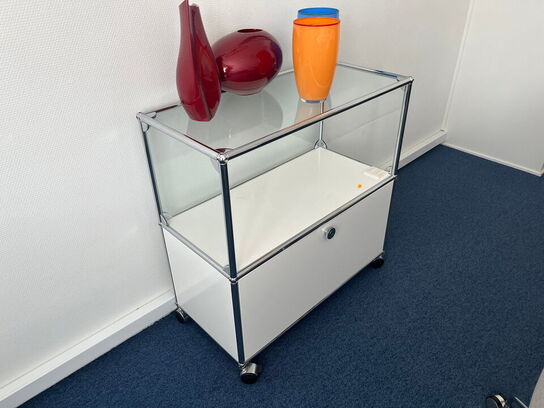 Glas rullebord med brugskunst