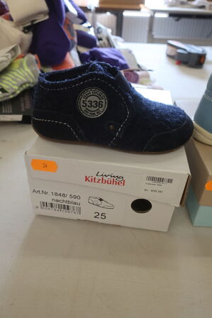 Sutsko KITZBÜHEL str. 25