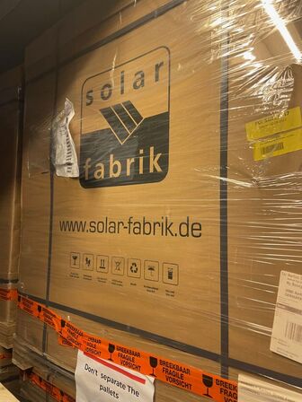 72 stk. Solcelpaneler med GROWATT-MID_25KT inverter