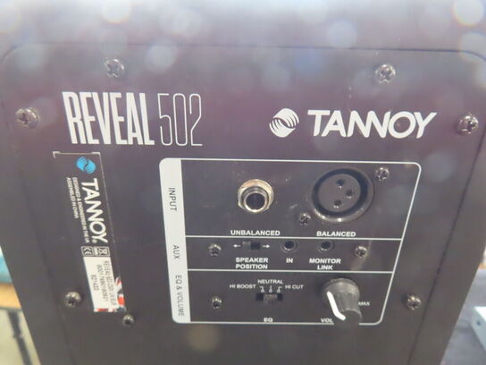 Højtaler TANNOY REVEAL 502 inkl absoberende stander fra DYNAUDIO