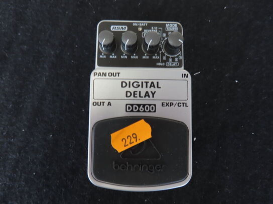 Guitarpedal - Digital delay DD600 - BEHRINGER