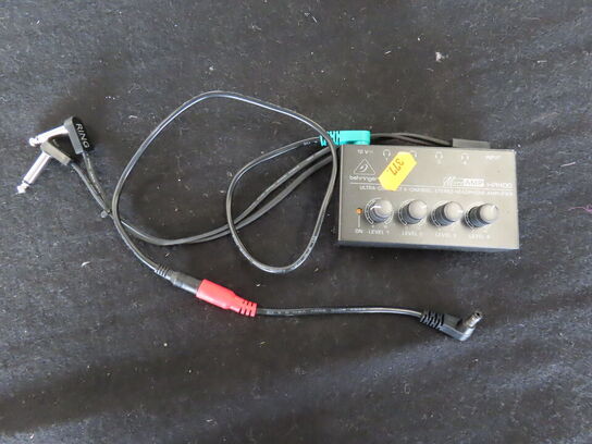 Hovedtelefonsforstærker - Microamp HA400 - BEHRINGER