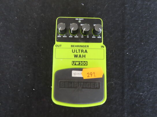 Guitarpedal - Ultra wah UW300 - BEHRINGER