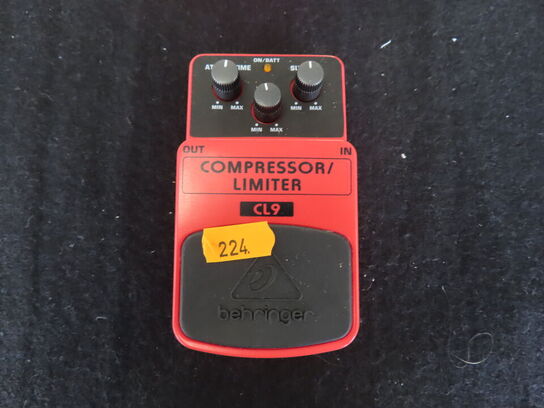 Guitarpedal - compressor/limiter CL9 - BEHRINGER