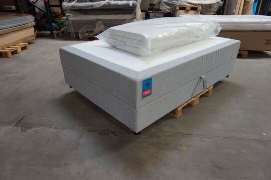 Nordisk Fjer B110 seng med opbevaring 140x200 cm  