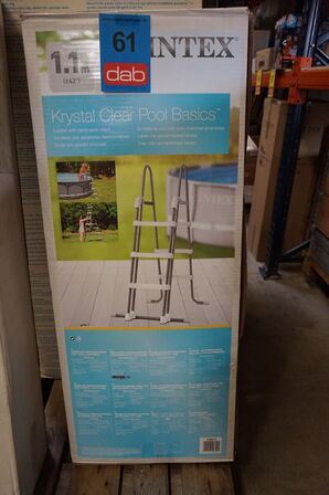 Intex Deluxe Pool sikkerhedsstige med aftagelige trin til pools - 92-107 cm