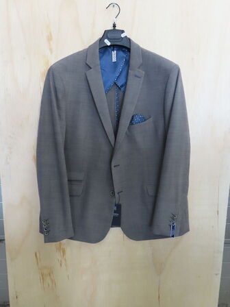 Blazer NOS Str.: 60