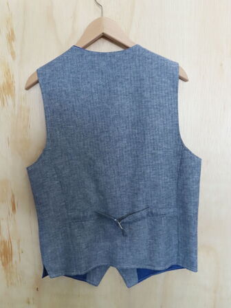 Vest 2BLIND2C Str.: 48