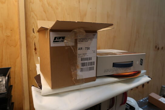 Div. Varelager, vareprøver, bord, skuffemoduler m.m.