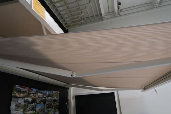 Elektrisk Markise MARKILUX med solafskærmning