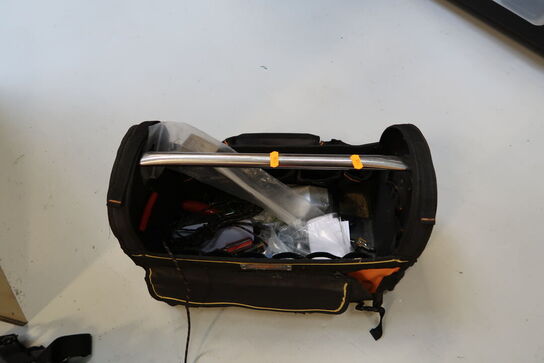 Værktøjstaske med div. Værktøj