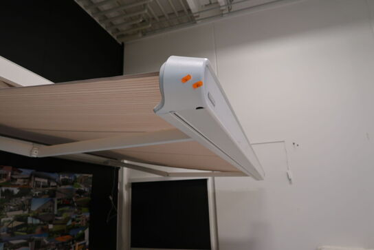 Elektrisk Markise MARKILUX med solafskærmning