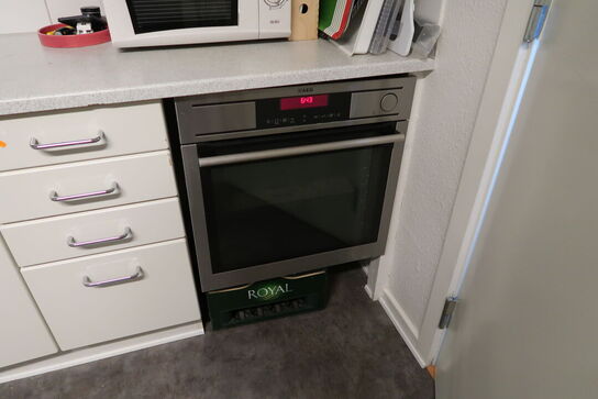 Ovn AEG