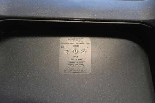 2 stk. loungestole med sofabord