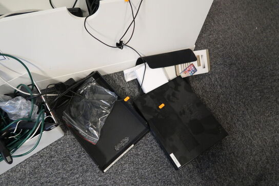 Div. Elektronik bl.a. router CISCO 890 Series