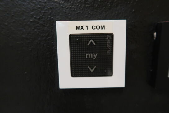 Elektrisk Markise MARKILUX med solafskærmning