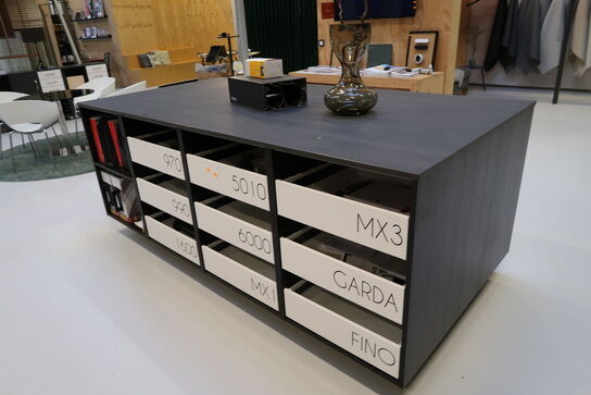 Disk på hjul uden indhold