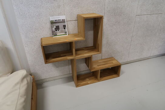 2 stk. reoler i træ