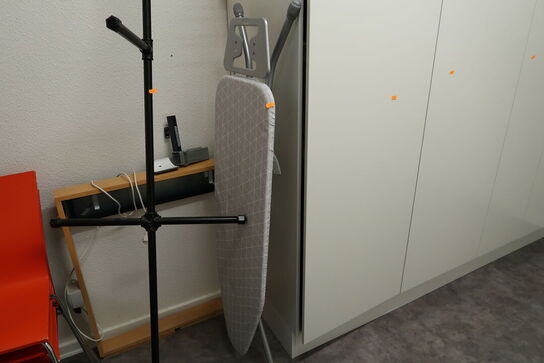 Strygebræt, stativ m.m.