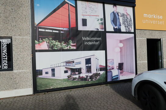 Elektrisk afskærmning på facade