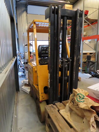 El- truck, HYSTER E25B