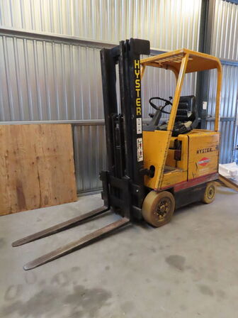 El- truck, HYSTER E25B