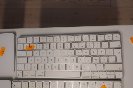2 stk. touchpads samt tastatur APPLE