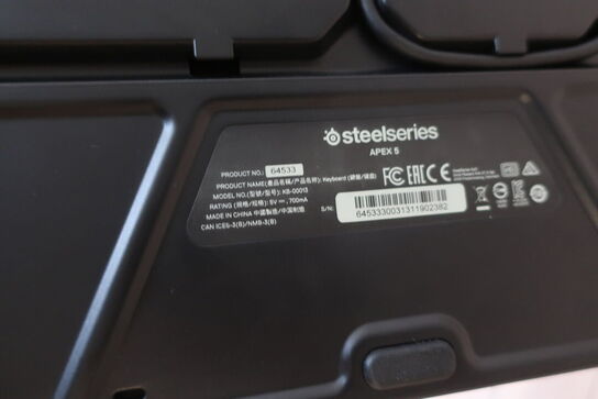 Tastatur STEELSERIES Apex 5