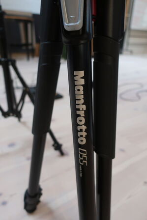 Tripod MANFROTTO 055