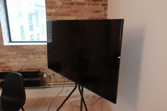 Fjernsyn 65" PROSONIC 65UAND8009 med stand og fjernbetjening