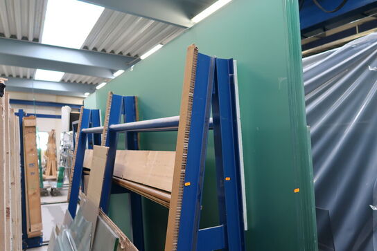 Opbevaringsstativ med div. glas