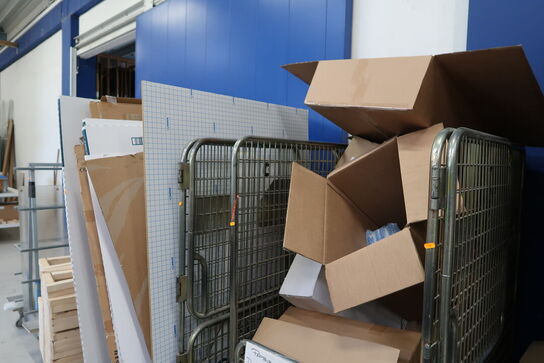 2 stk. pakkebure med indhold