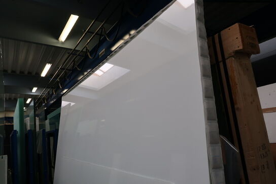 Opbevaringsstativ med div. glas