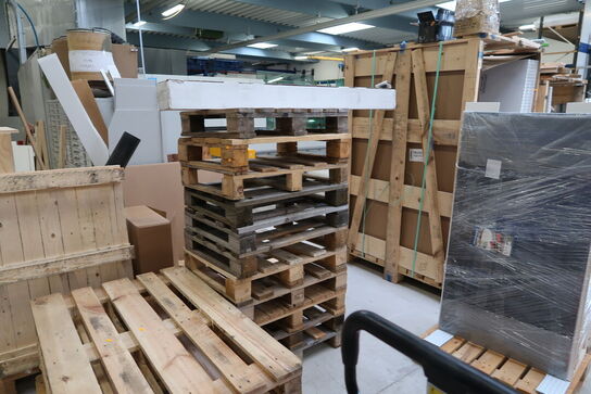 Div. EURO-paller samt halve EURO-paller