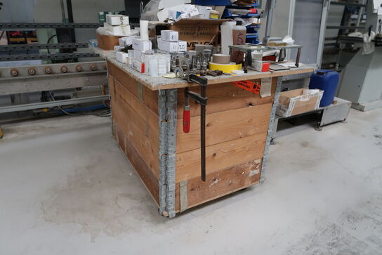 Palle, pallerammer samt div. Værktøj og varelager