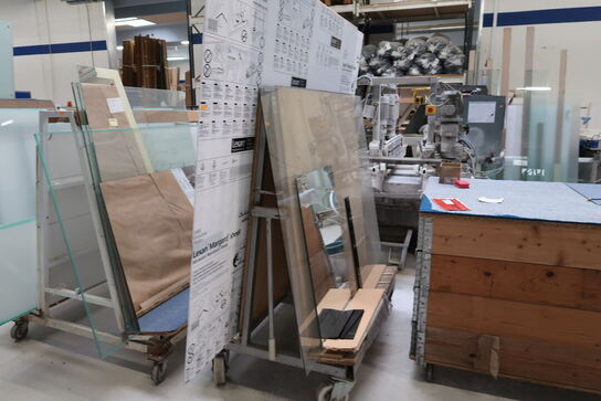 5 stk. opbevaringsvogne med div. Glas