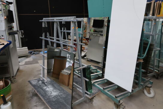 3 stk. opbevaringsvogne med div. Glas