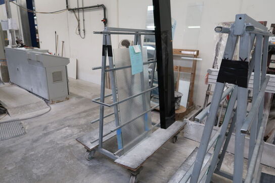 6 stk. opbevaringsvogn med div. Glas